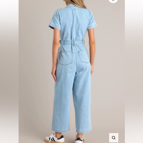 NWT MIOU MUSE BLUE JEAN BEAUTY LIGHT WASH DEMIN ZIP FRONT JUMPSUIT Size Medium - Picture 4 of 15